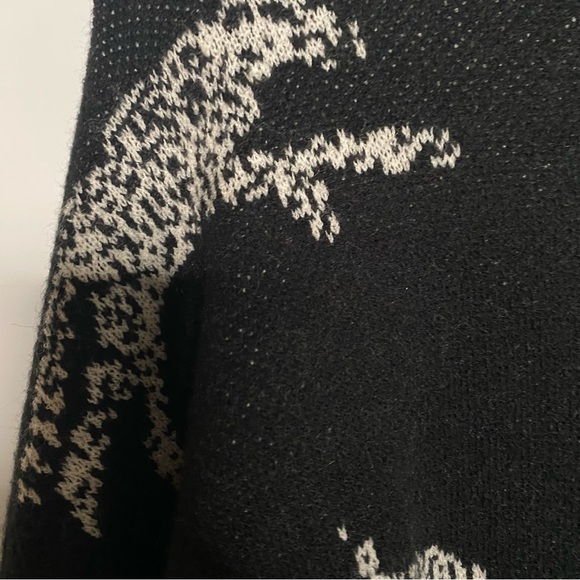 Size L sweater by SHEIN. Black with off white cheetahs. - Picture 3 of 5